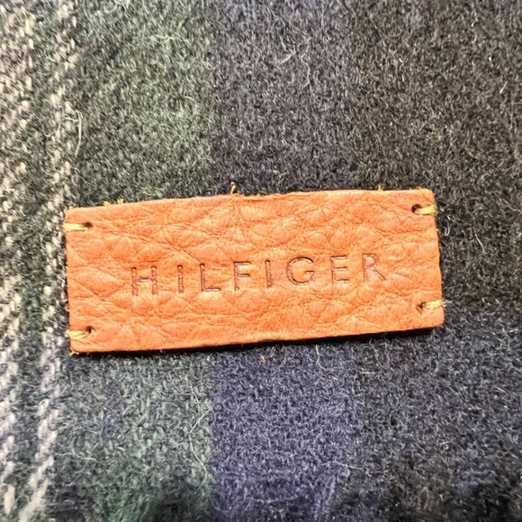 Tommy Hilfiger Muffler NWT - Picture 3 of 5